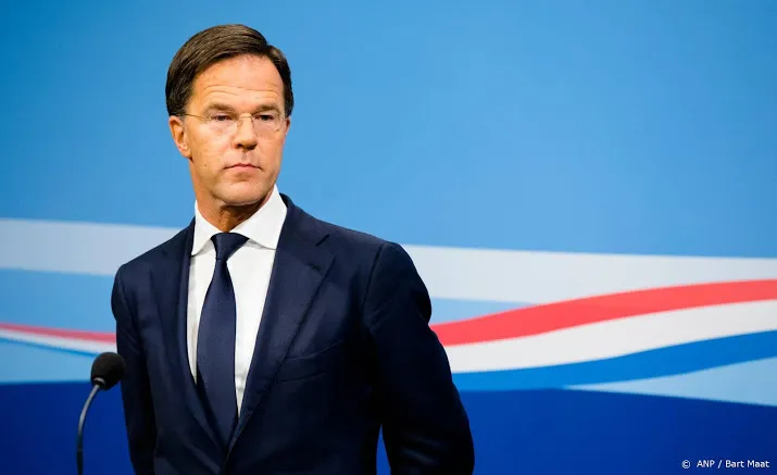 rutte zou raddraaiers liefst in elkaar slaan