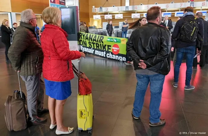 ryanair moet reizigers vergoeden na staking