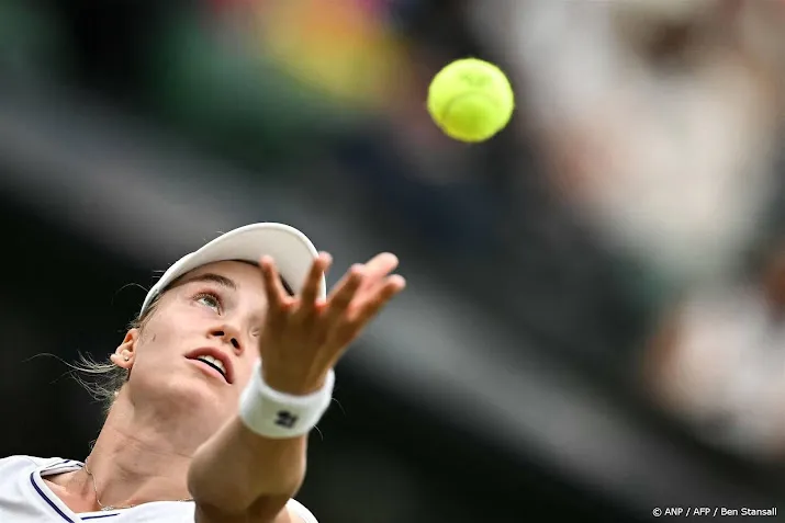 rybakina naar kwartfinale wimbledon na opgave kalinskaja