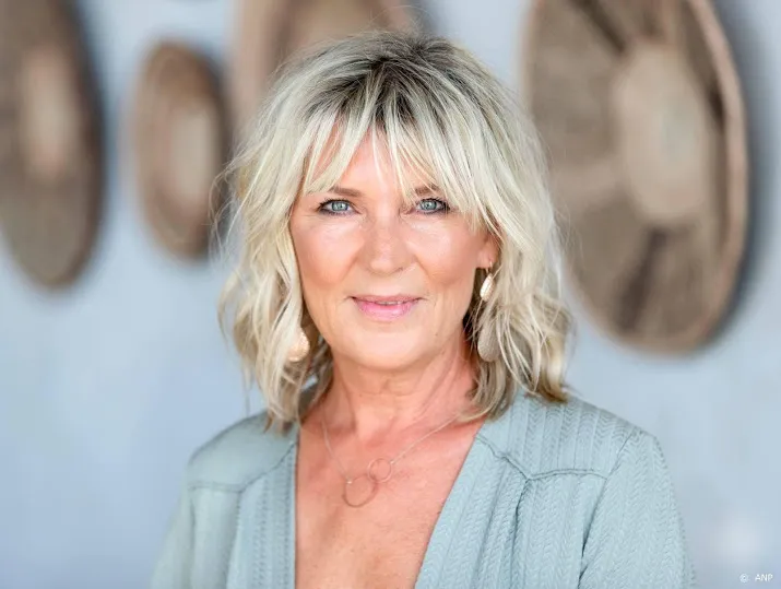 saskia noort onverminderd populair met bonuskind