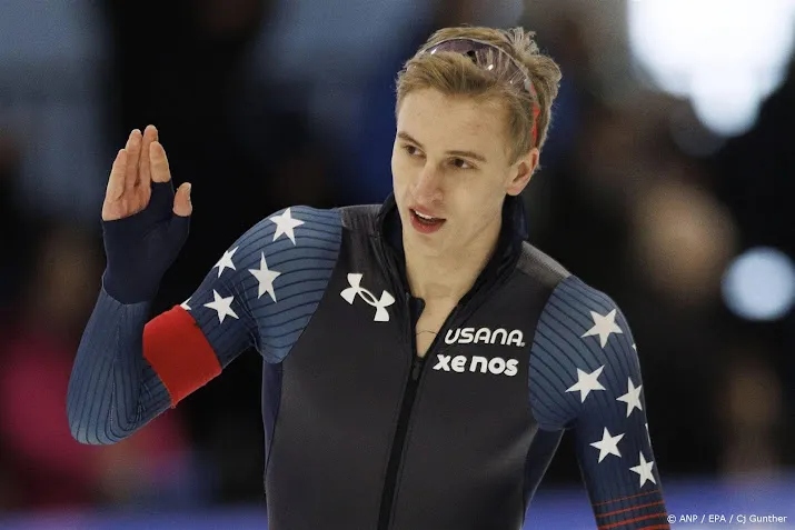 schaatser stolz met supertijd opnieuw wereldkampioen op 500 meter
