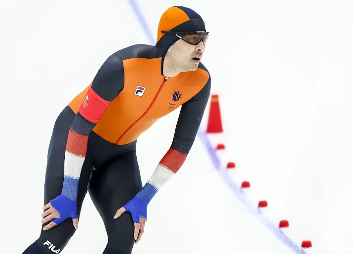 schaatser verbij wil 1000 meter winnen maar gunt het krol ook