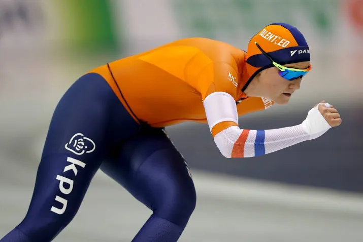 schaatsers met uitgeklede selectie naar polen
