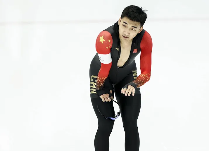 schaatsgoud op 500 meter voor gao nederlanders naast podium