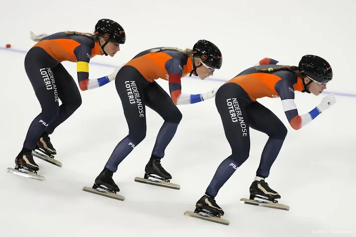 schaatssters missen in calgary podium op ploegachtervolging