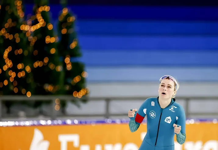 schaatssters schouten en de jong op 3000 meter naar spelen