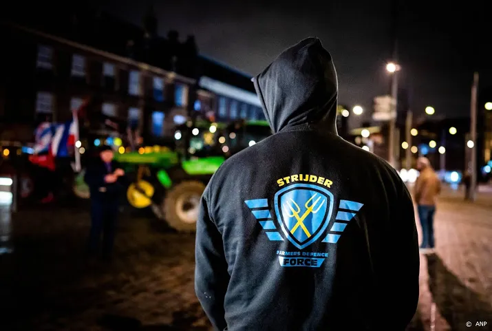 schadevergoeding voor farmers defence force na opsporing verzocht