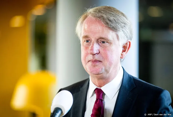 schiphol baas wil praktische oplossingen voor verscherping regels