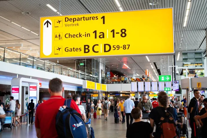 schiphol beleeft drukste dag van het jaar