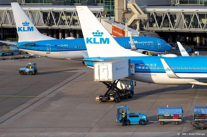 schiphol deel woensdag geen of nauwelijks vluchten mogelijk