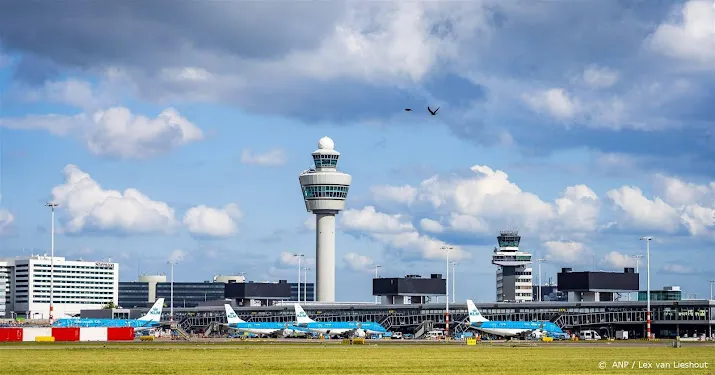 schiphol zet definitief streep door tweede kaagbaan