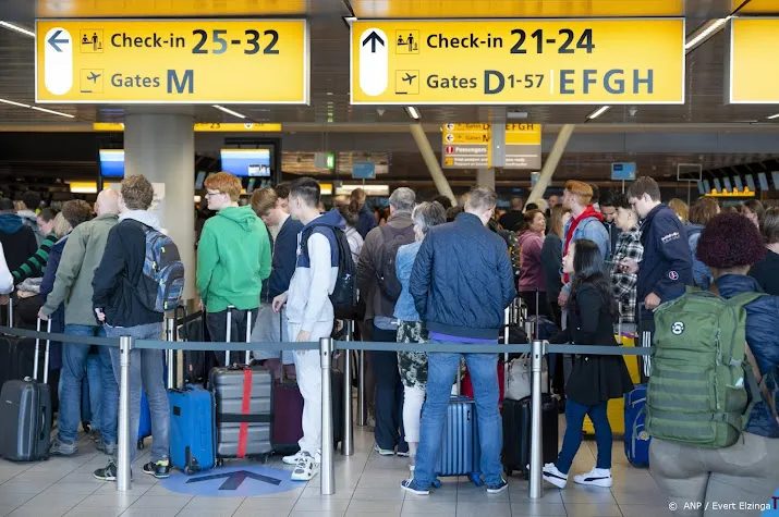 schipholpersoneel krijgt zomertoeslag van 525 euro per uur
