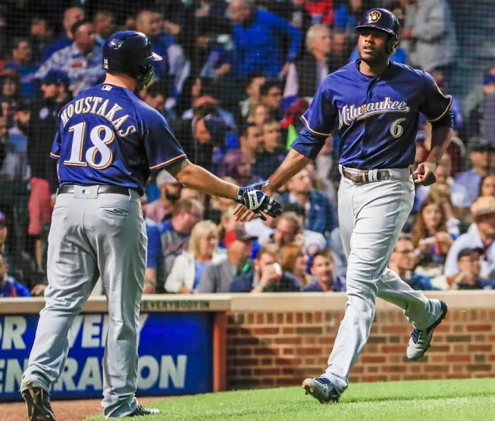 schoop met brewers door in play offs