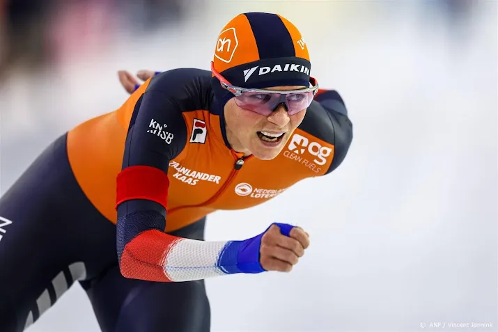 schouten schaatst op haar 5000 meter toch naar wk goud