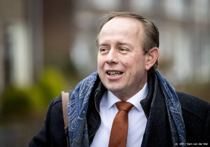 sgp grootste partij op urk forse winst voor fvd