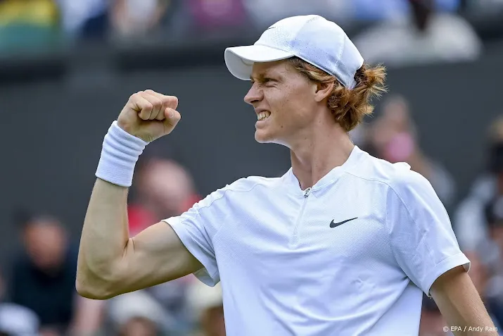 sinner verslaat alcaraz in duel tussen opkomende tennissers