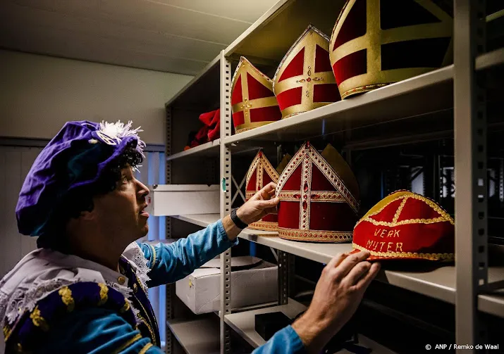 sinterklaascomite urk neemt volgend jaar roetveegpieten mee