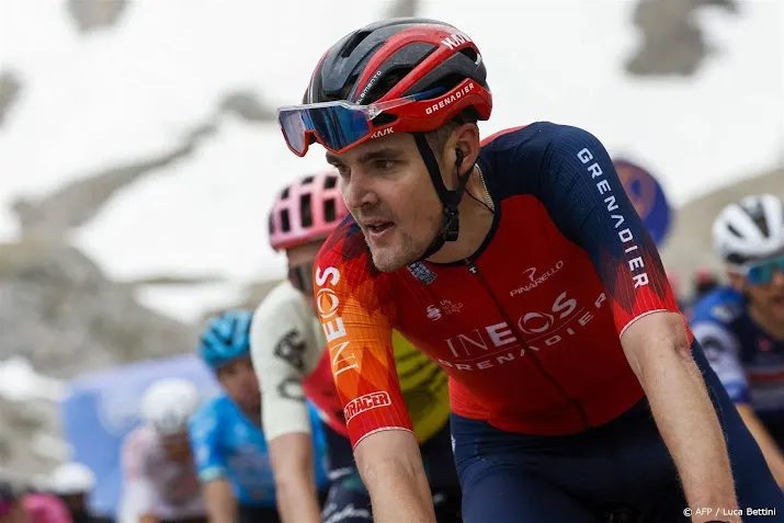 sivakov wint ronde van toscane pogacar vierde bij rentree
