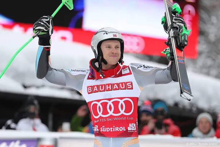 skier kristoffersen wint voor het eerst in alta badia