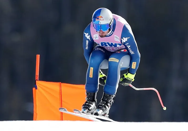 skier paris wint voor de vierde keer afdaling bormio