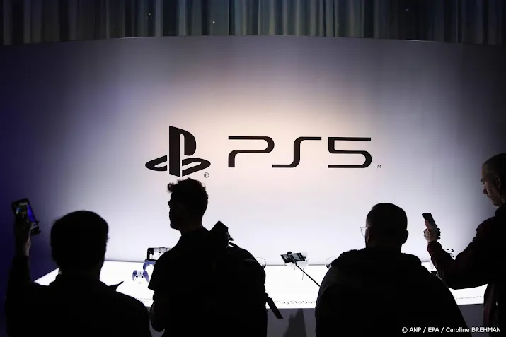 sony ziet kwartaalverkoop playstation spelcomputers dalen