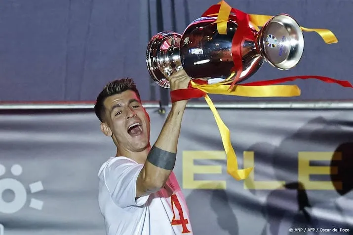 spaanse aanvaller morata tekent bij ac milan