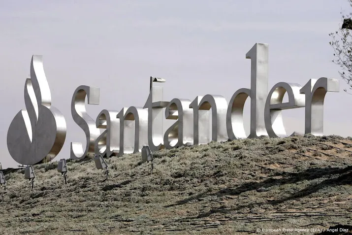 spaanse bank santander sluit 2020 af met miljardenverlies