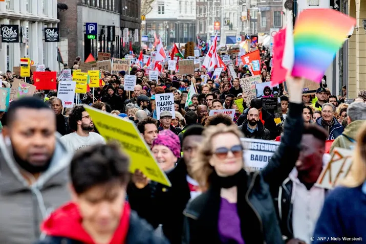 spanningen en meningsverschillen nemen toe