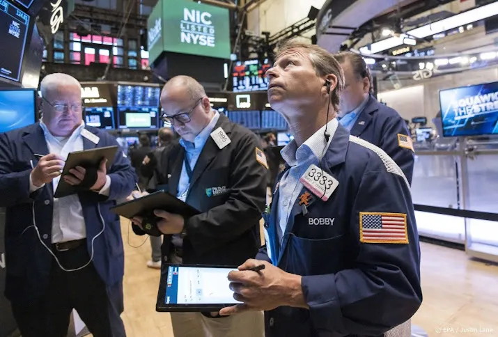 speech fed baas zorgt voor dieprode koersborden op wall street