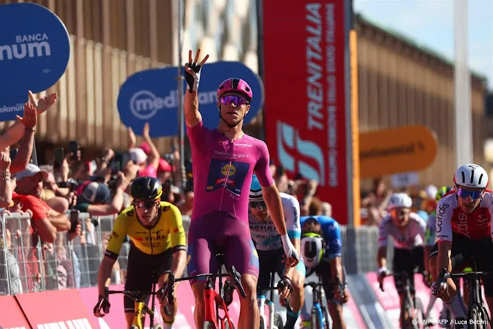 sprinter milan voor de derde keer de beste in giro ditalia