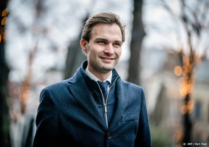 staatssecretaris van ooijen sportregels corona moeten echt even