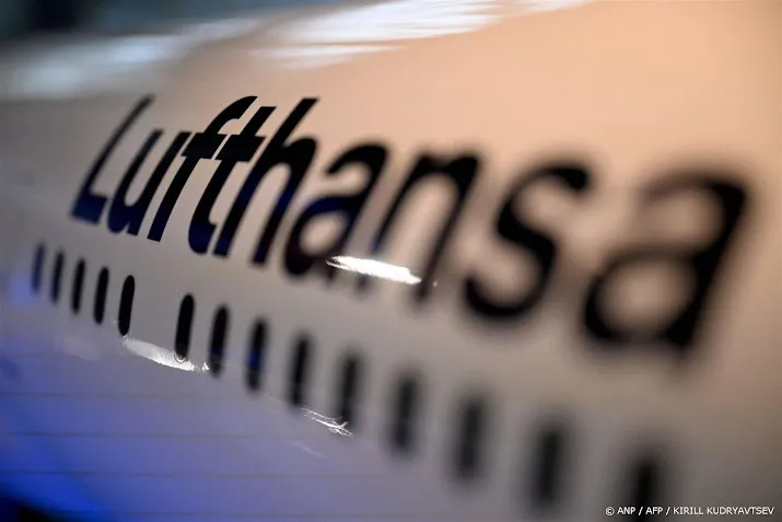 stakingen kosten lufthansa dit jaar al 100 miljoen euro