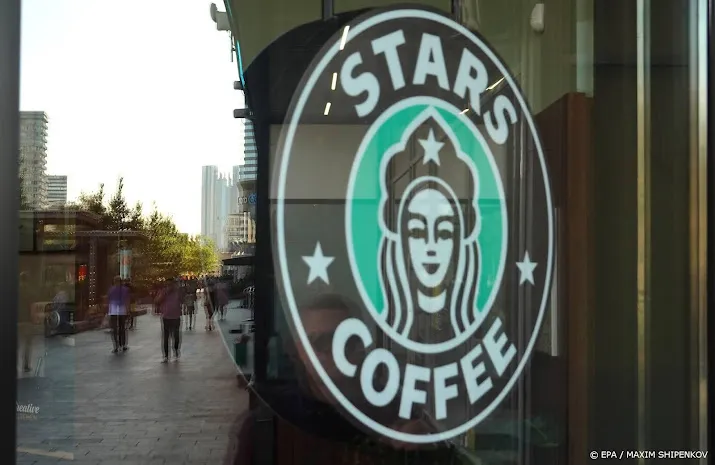 starbucksvestigingen heropenen als stars in rusland
