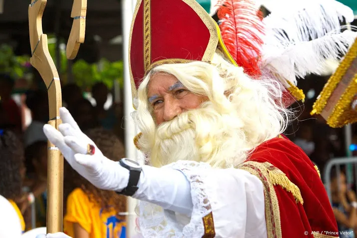 stil protest op curacao bij intocht sinterklaas