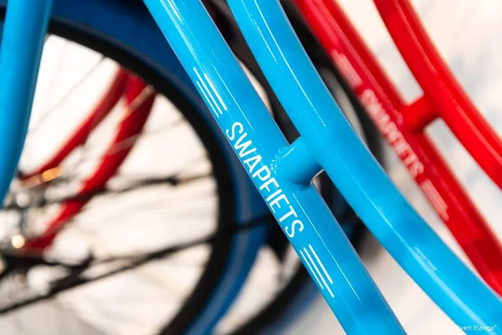 swapfiets breidt uit naar milaan parijs en londen