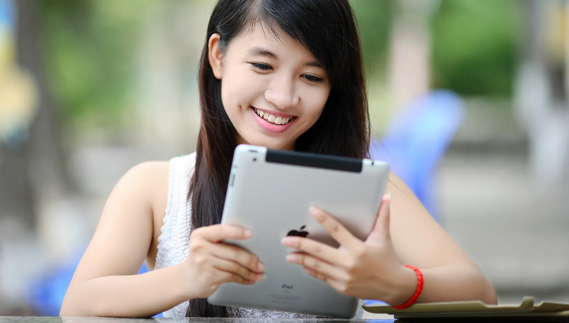 tablet video tv kijken hq pixabay