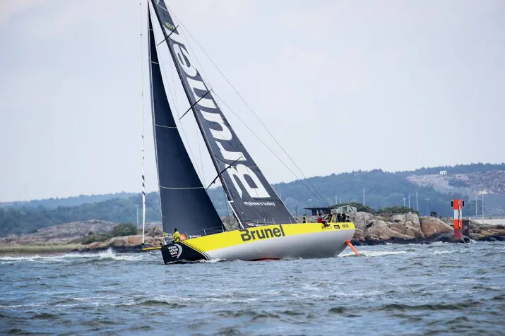 team brunel lonkt naar eindzege in ocean race