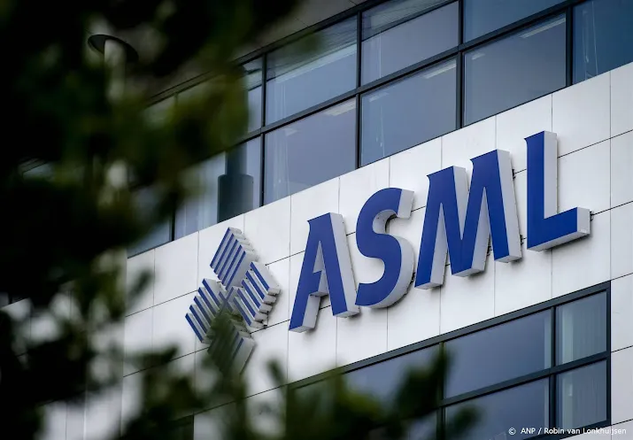 techinvesteerder prosus aan kop in aex asml omlaag