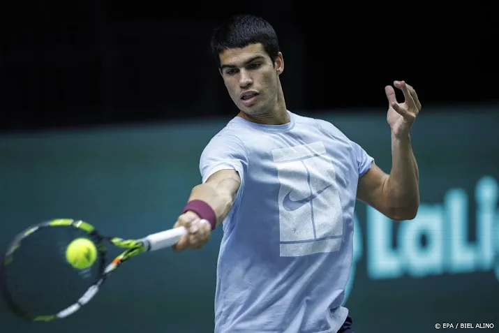 tennisser alcaraz federer is idool en inspiratiebron