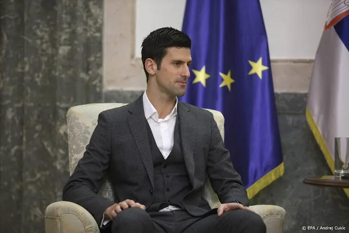 tennisser djokovic liever minder titels dan gedwongen vaccinatie
