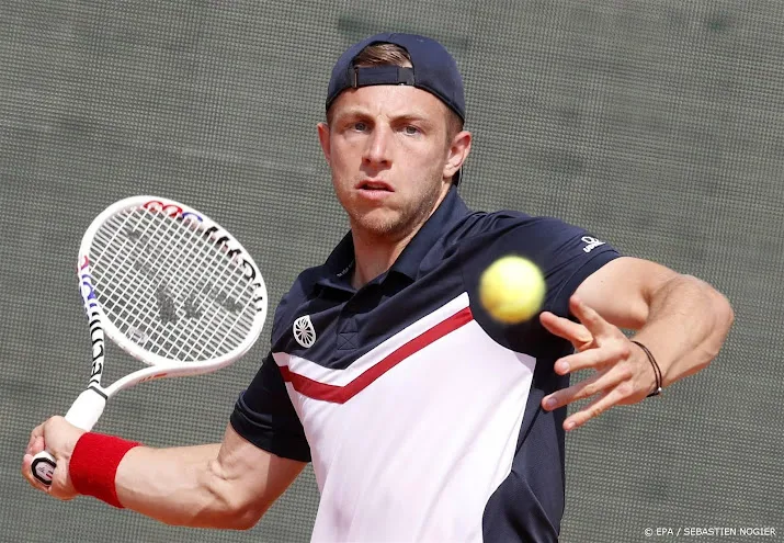 tennisser griekspoor keert na blessure terug met winst in geneve