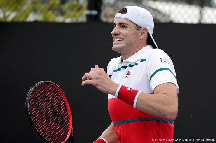 tennisser isner slaat australian open over vanwege coronaregels
