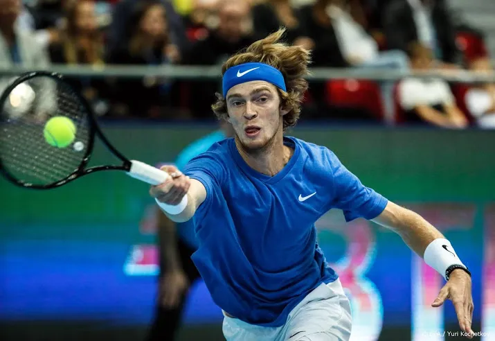 tennisser roeblev naar finale in eigen land