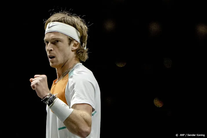 tennisser roeblev wint toernooi van bastad
