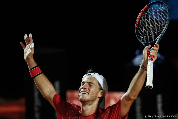 tennisser schwartzman naar eerste mastersfinale in rome