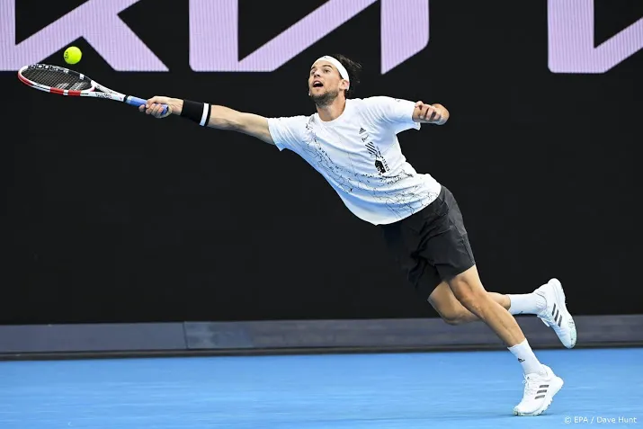 tennisser thiem na achterstand in vijf sets langs kyrgios