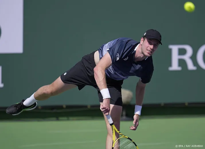 tennisser van de zandschulp naar derde ronde indian wells