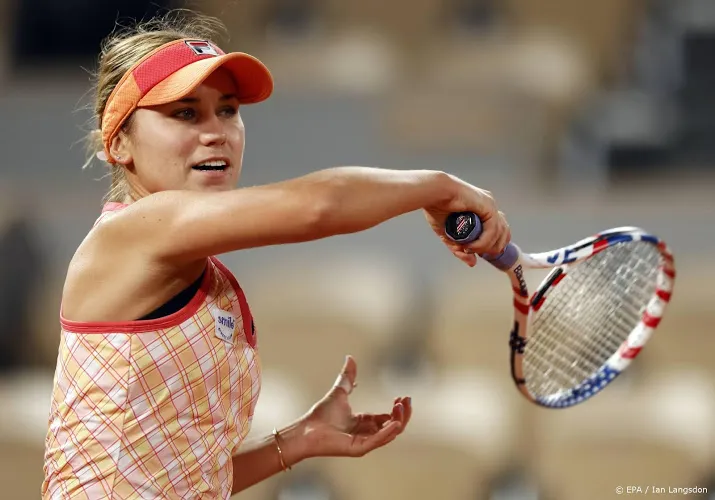 tennisster kenin komt in parijs sterk terug na matige start