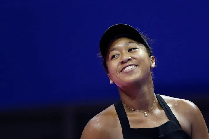tennisster osaka maakt nieuwe status waar