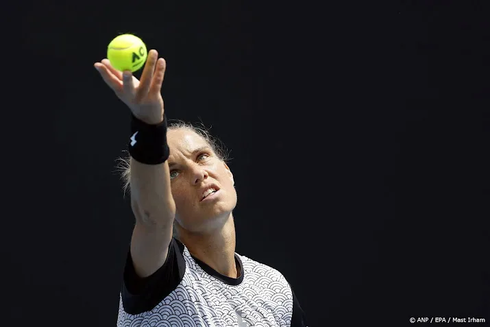 tennisster rus valt op wereldranglijst buiten top 50